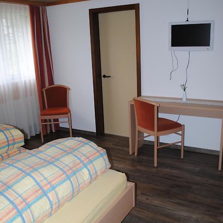 Hotel Des Alpes Kandersteg Bagian luar foto
