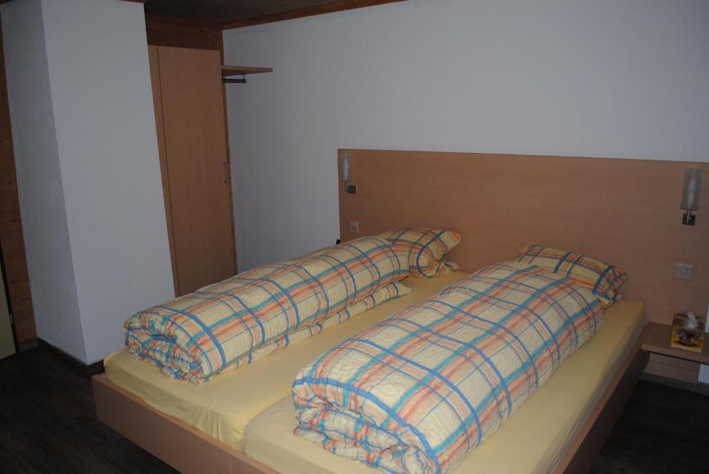 Hotel Des Alpes Kandersteg Ruang foto